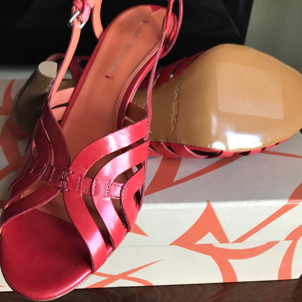 Beautiful Via Spiga shoes. NEW in Original box๐ - Picture 4 of 4